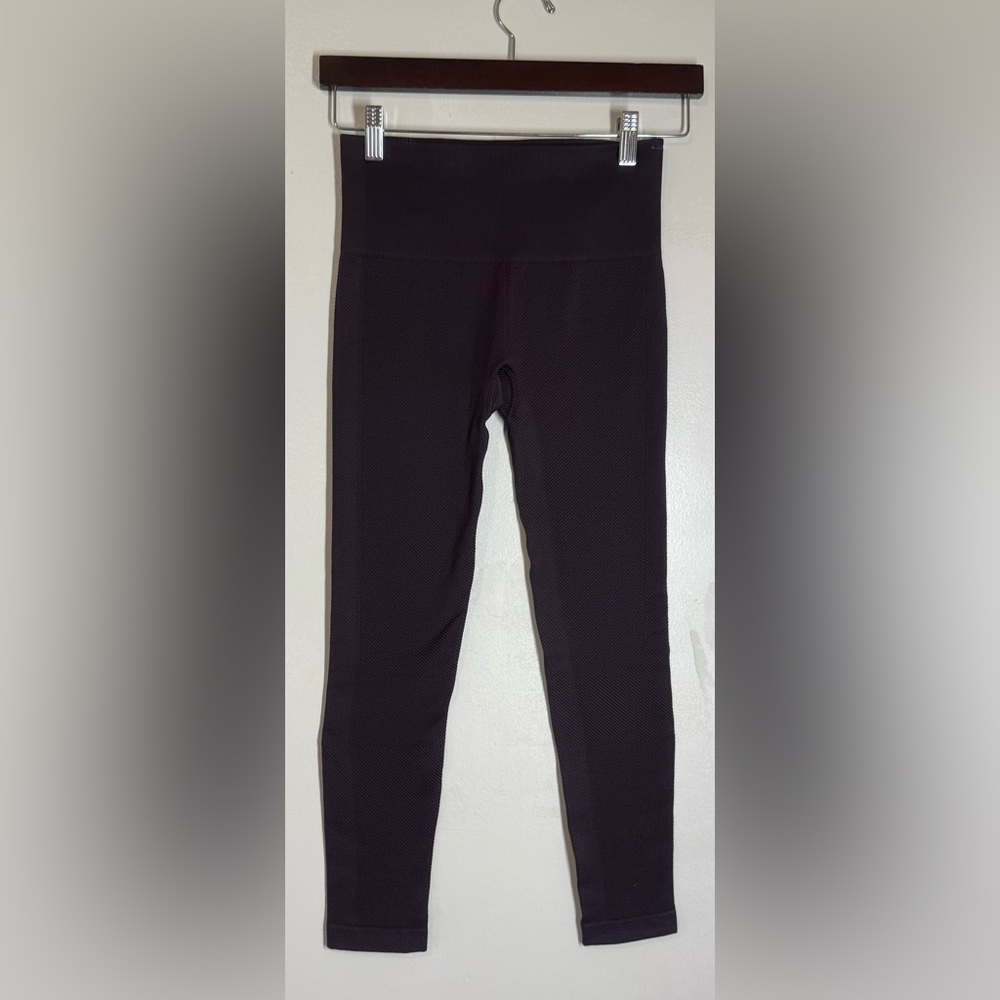 SPANX LOOK AT ME NOW Legging